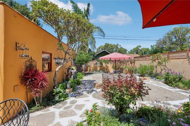 3721 Falcon Avenue, Long Beach, CA 90807