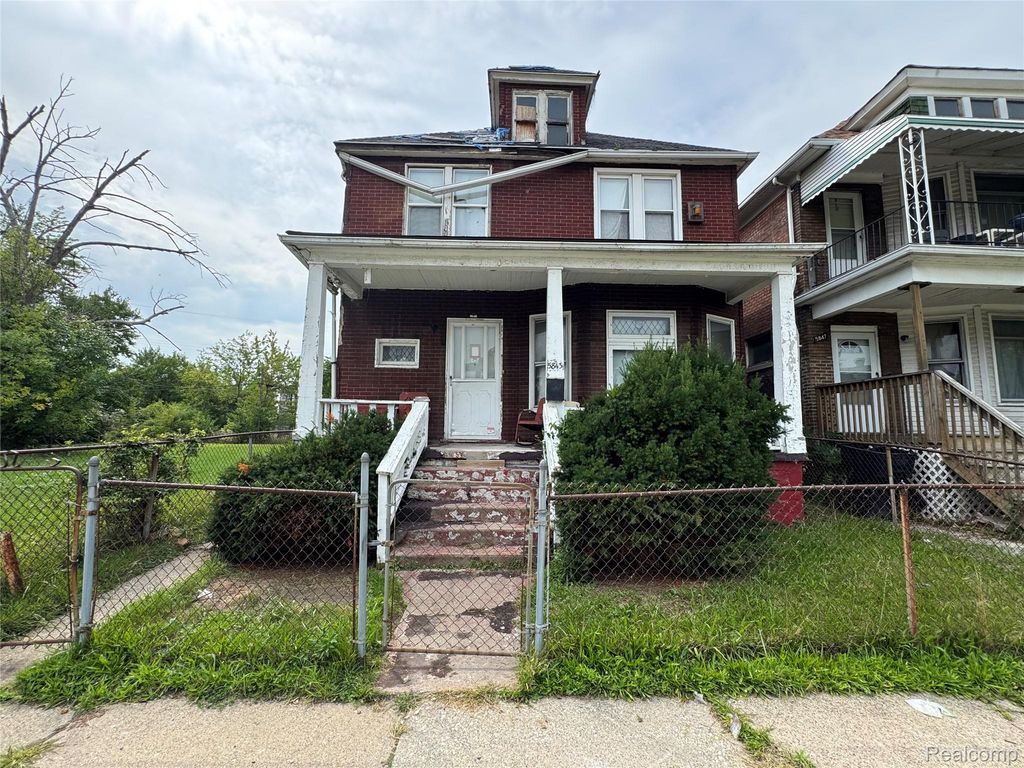 5843 Iroquois Street, Detroit, MI 48213