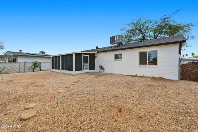 2134 E BECK Lane, Phoenix, AZ 85022