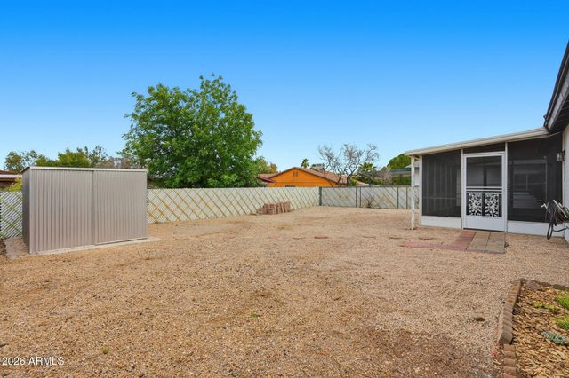 2134 E BECK Lane, Phoenix, AZ 85022