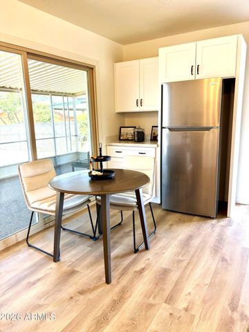 2134 E BECK Lane, Phoenix, AZ 85022
