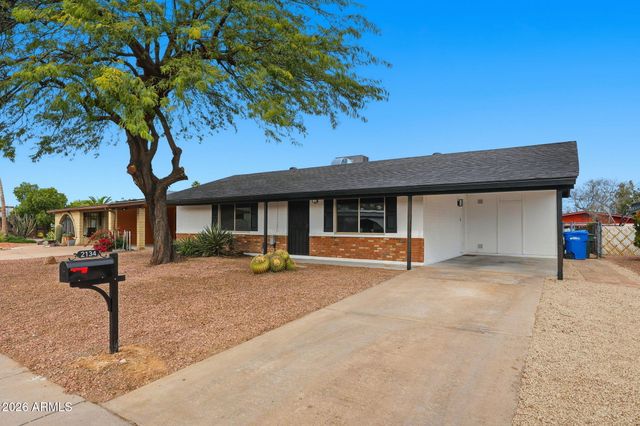 2134 E BECK Lane, Phoenix, AZ 85022