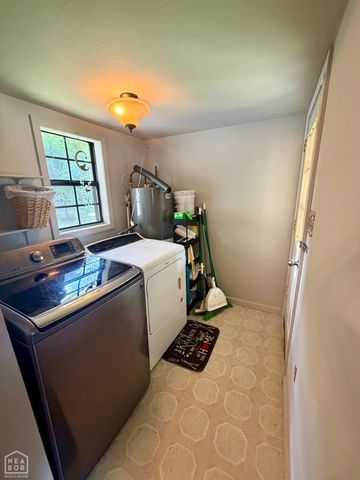301 W Ruby, Paragould, AR 72450