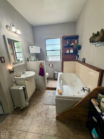301 W Ruby, Paragould, AR 72450
