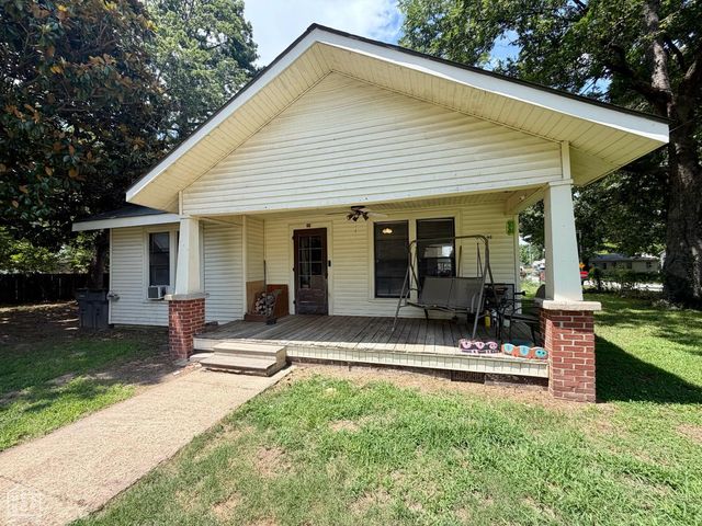 301 W Ruby, Paragould, AR 72450