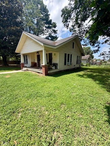 301 W Ruby, Paragould, AR 72450