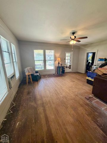 301 W Ruby, Paragould, AR 72450