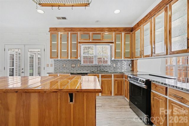 2529 Waters Vista Circle, Charlotte, NC 28213