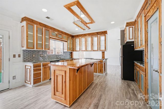 2529 Waters Vista Circle, Charlotte, NC 28213