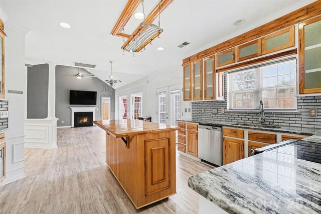 2529 Waters Vista Circle, Charlotte, NC 28213