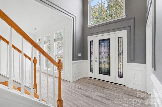 2529 Waters Vista Circle, Charlotte, NC 28213