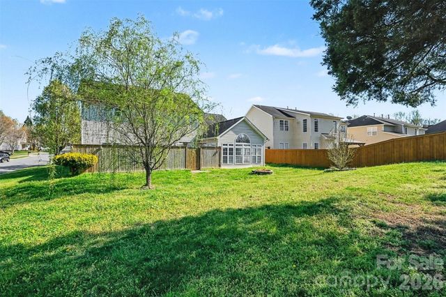 2529 Waters Vista Circle, Charlotte, NC 28213