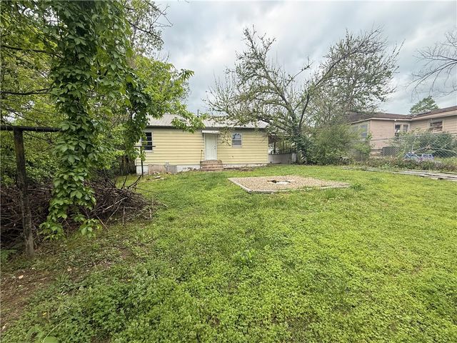 1011 N Pine, Harrison, AR 72601