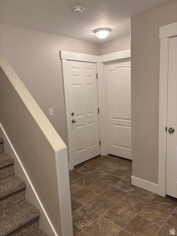 Image 7 of property listing at 162 W BARRY LINKS WAY, South Salt Lake, UT 84115