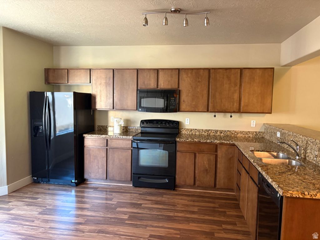 Image 9 of property listing at 162 W BARRY LINKS WAY, South Salt Lake, UT 84115