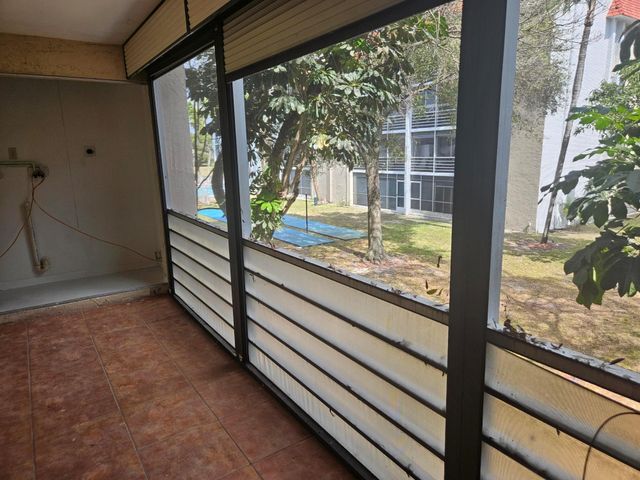 3591 Inverrary Drive 203, Lauderhill, FL 33319