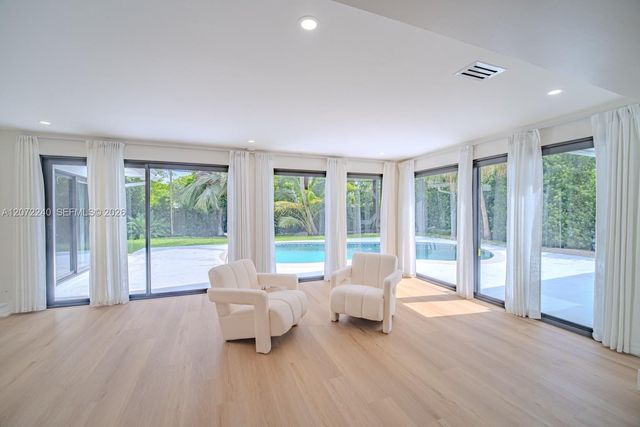 1825 Alamanda Drive, North Miami, FL 33181