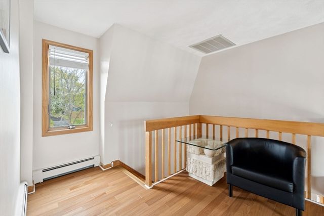 20 Murdock Rd, Stoneham, MA 02180