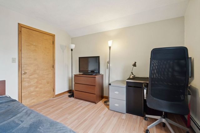 20 Murdock Rd, Stoneham, MA 02180
