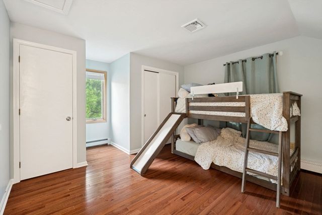 20 Murdock Rd, Stoneham, MA 02180