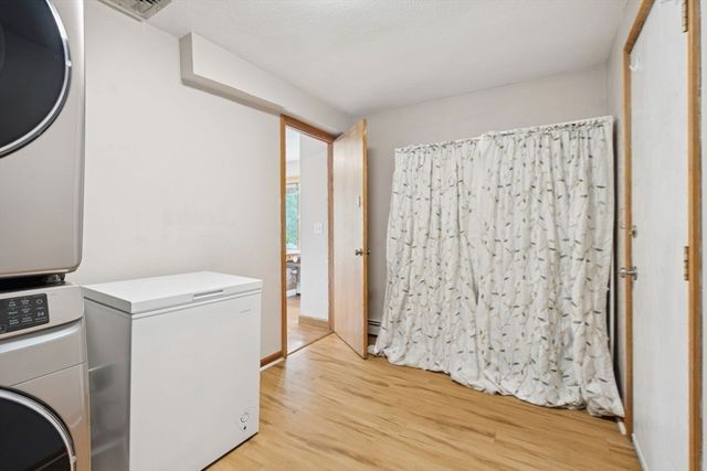 20 Murdock Rd, Stoneham, MA 02180