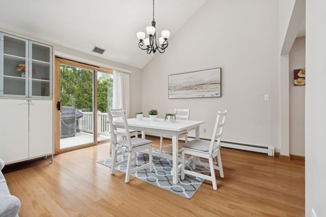 20 Murdock Rd, Stoneham, MA 02180