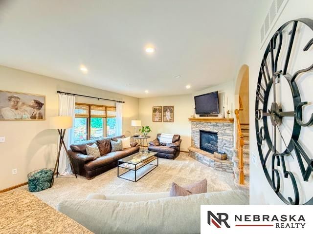 10708 S 214th Street, Gretna, NE 68028