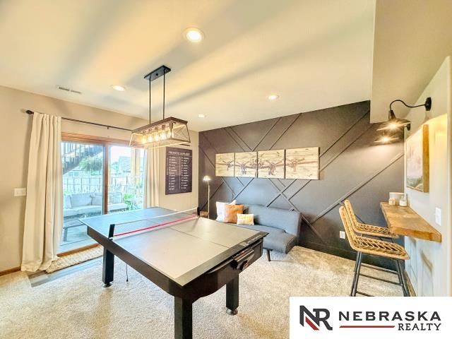 10708 S 214th Street, Gretna, NE 68028