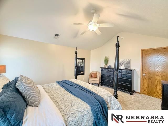 10708 S 214th Street, Gretna, NE 68028