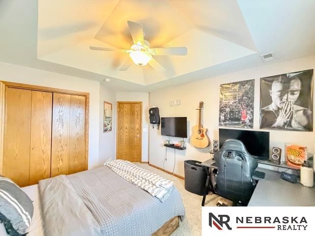 10708 S 214th Street, Gretna, NE 68028