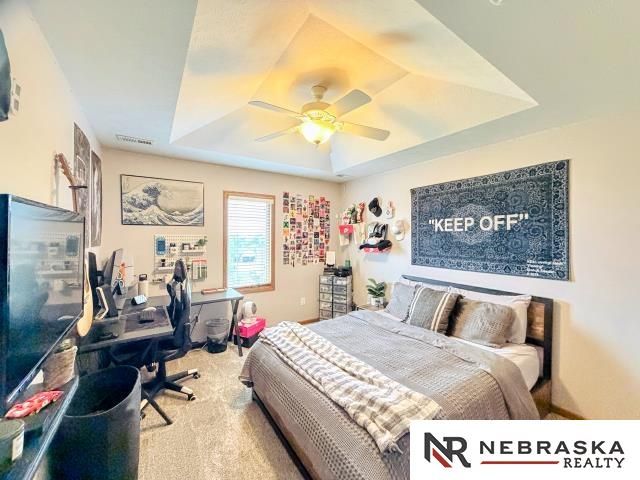 10708 S 214th Street, Gretna, NE 68028