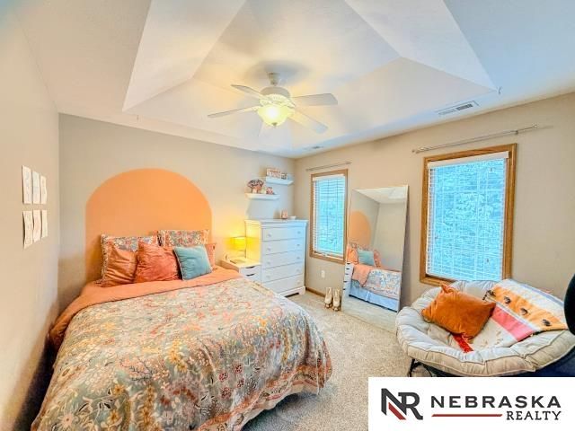 10708 S 214th Street, Gretna, NE 68028