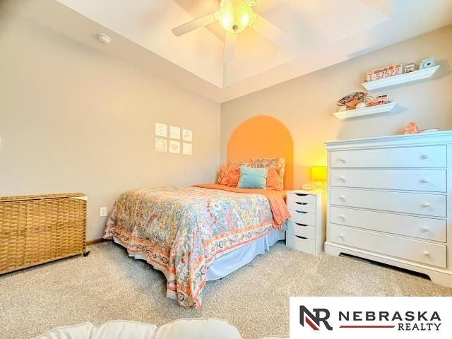 10708 S 214th Street, Gretna, NE 68028