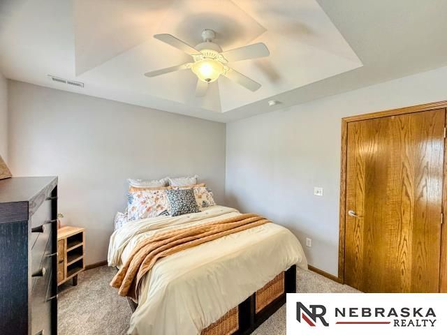 10708 S 214th Street, Gretna, NE 68028