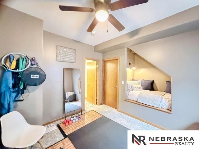 10708 S 214th Street, Gretna, NE 68028