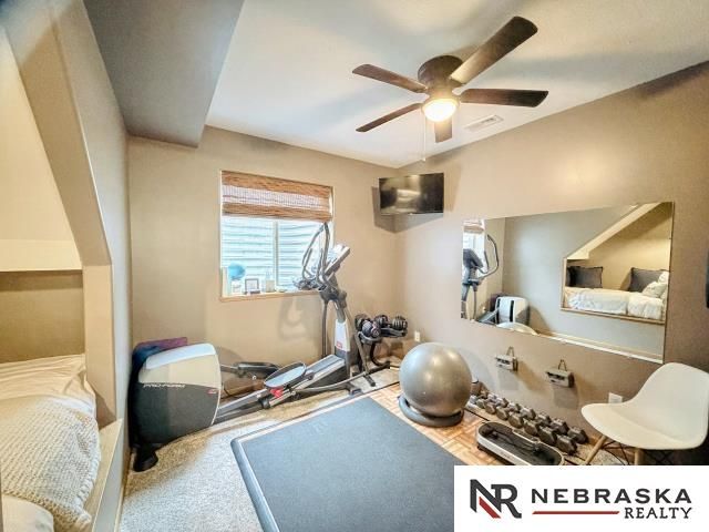 10708 S 214th Street, Gretna, NE 68028