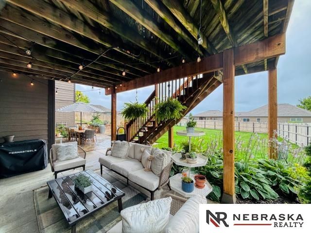 10708 S 214th Street, Gretna, NE 68028
