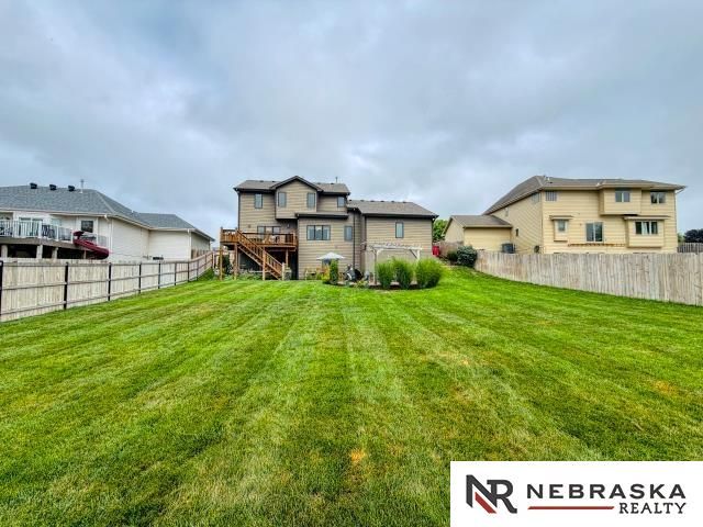 10708 S 214th Street, Gretna, NE 68028