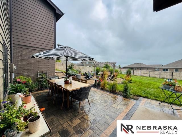 10708 S 214th Street, Gretna, NE 68028