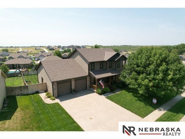 10708 S 214th Street, Gretna, NE 68028