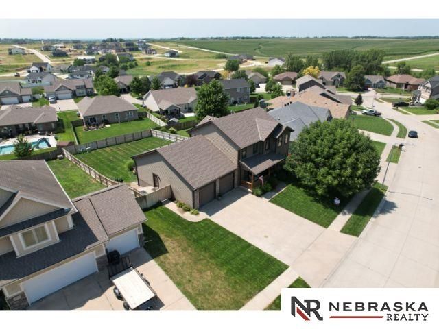 10708 S 214th Street, Gretna, NE 68028