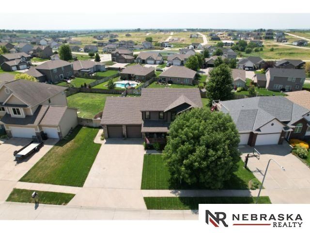 10708 S 214th Street, Gretna, NE 68028