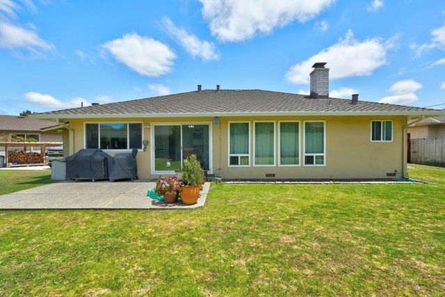 1102 San Marcos Drive, Salinas, CA 93901