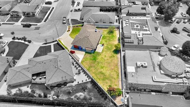 1102 San Marcos Drive, Salinas, CA 93901
