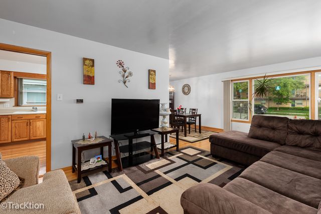 1606 Forest Road, La Grange Park, IL 60526