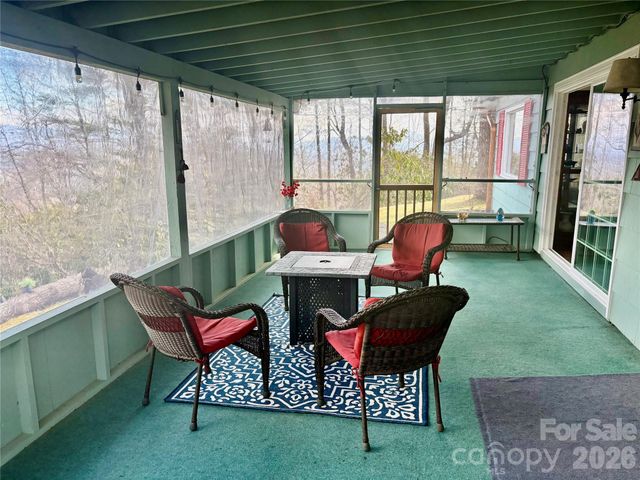 126 Ridgeview Road, Spruce Pine, NC 28777