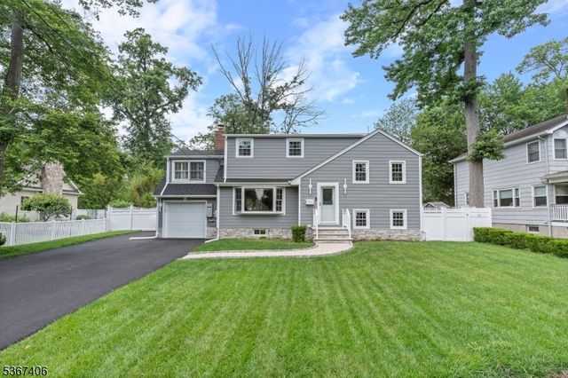25 Chestnut Dr, Wayne Twp., NJ 07470