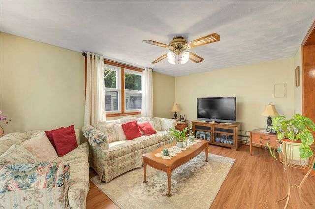 8 No Rose Street, East Providence, RI 02914