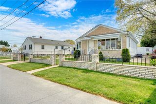 8 No Rose Street, East Providence, RI 02914