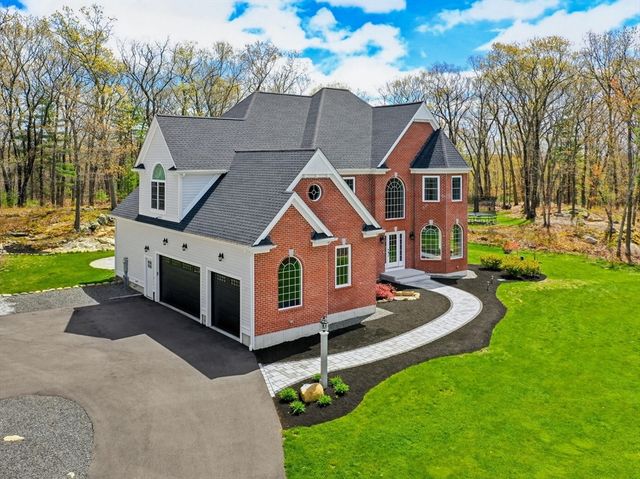 15 Ridge Rd, Wrentham, MA 02093